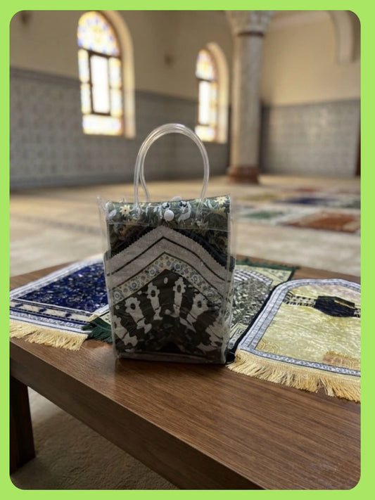 Mini Praying Mat (SJD_1026/001) (#KWC....) (🔥2 pcs for $12/- 🔥)