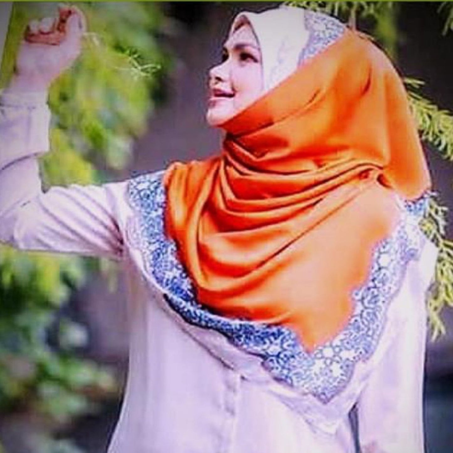 Elegance Redefined: Siti Nurhaliza's Signature Bawal Collection